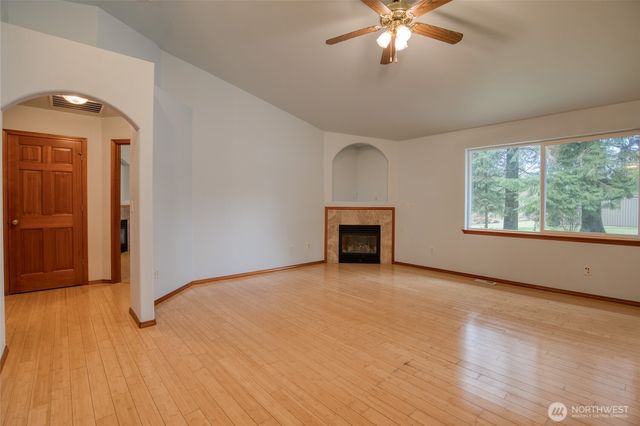 423 Evergreen Lane, Aberdeen, WA 98520