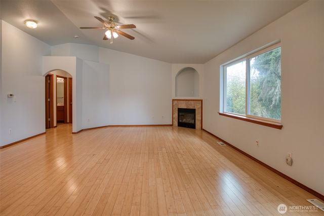 423 Evergreen Lane, Aberdeen, WA 98520