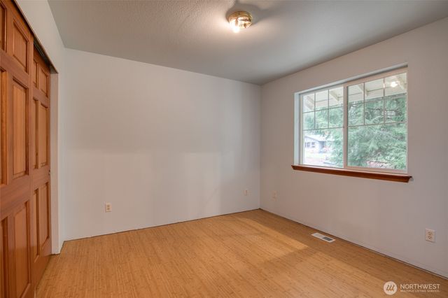 423 Evergreen Lane, Aberdeen, WA 98520