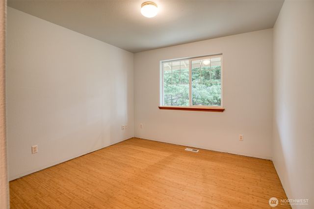 423 Evergreen Lane, Aberdeen, WA 98520