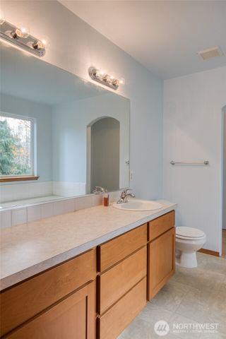 423 Evergreen Lane, Aberdeen, WA 98520