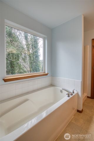 423 Evergreen Lane, Aberdeen, WA 98520