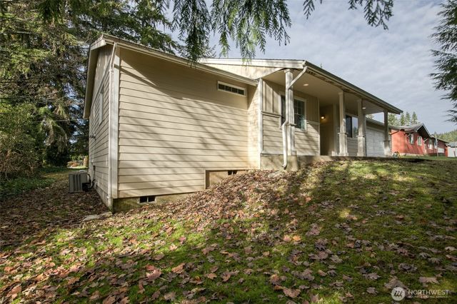 423 Evergreen Lane, Aberdeen, WA 98520