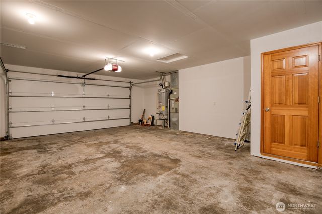 423 Evergreen Lane, Aberdeen, WA 98520