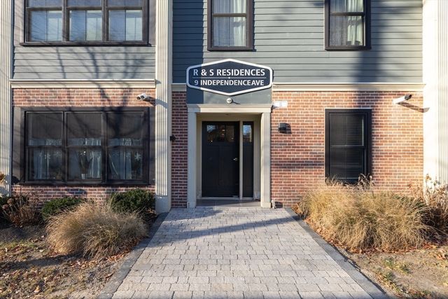9 Independence Ave 307, Braintree, MA 02184