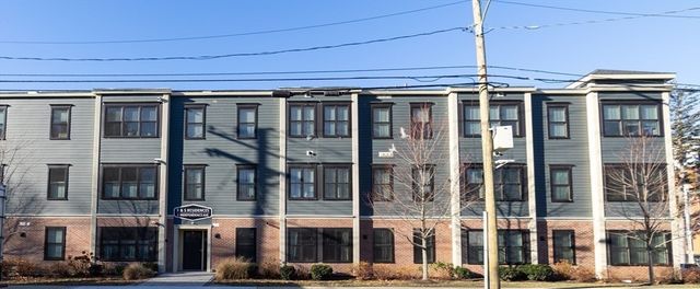 9 Independence Ave 307, Braintree, MA 02184