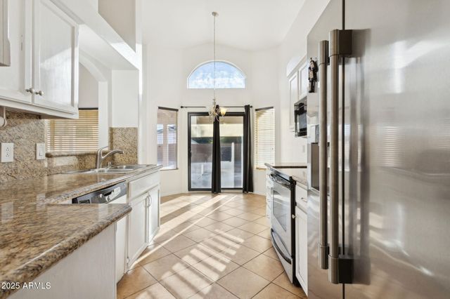 3101 E Wagoner Road, Phoenix, AZ 85032