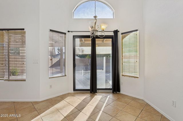 3101 E Wagoner Road, Phoenix, AZ 85032