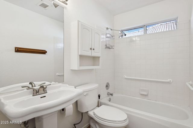 3101 E Wagoner Road, Phoenix, AZ 85032