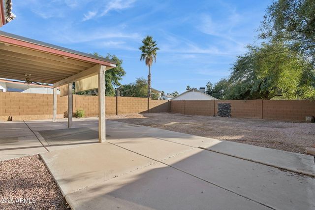 3101 E Wagoner Road, Phoenix, AZ 85032