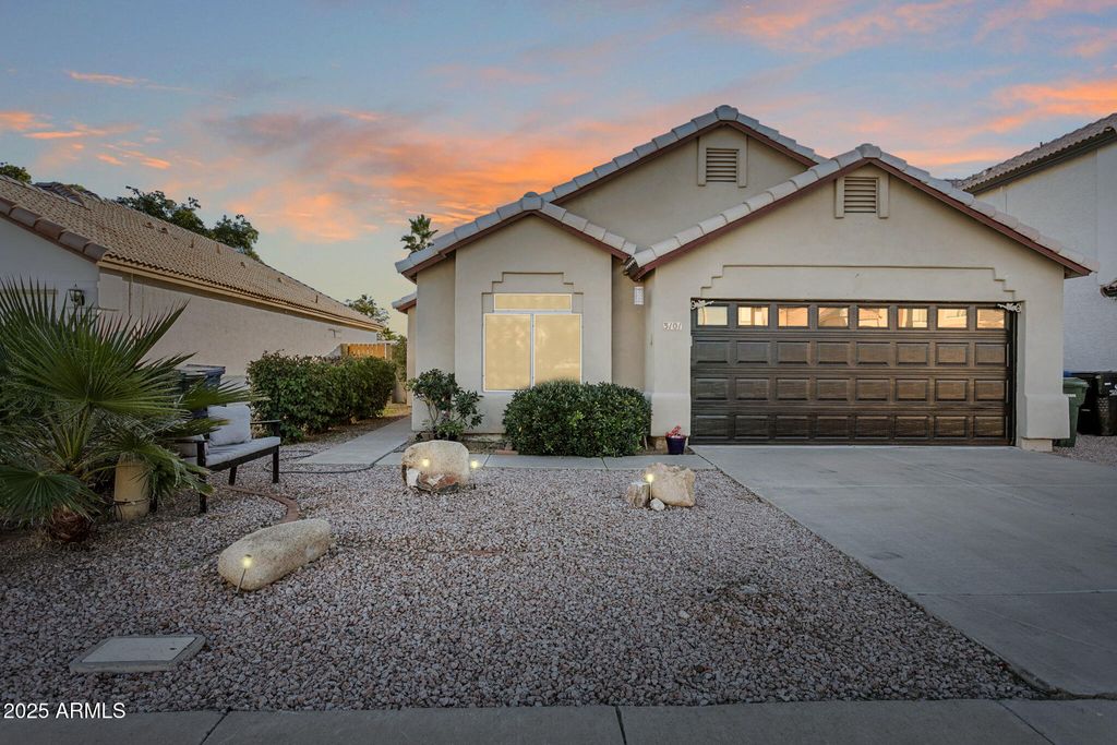 3101 E Wagoner Road, Phoenix, AZ 85032