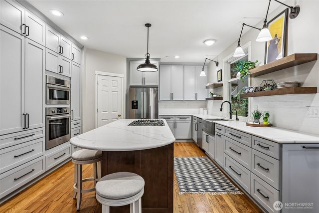 9975 185th Court NE, Redmond, WA 98052