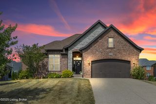 10907 Rock Ridge Pl, Louisville, KY 40241