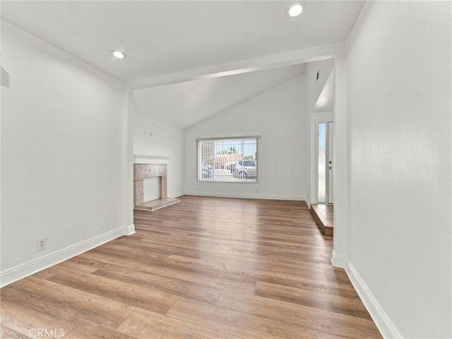 330 W Devonshire Drive, Oxnard, CA 93030