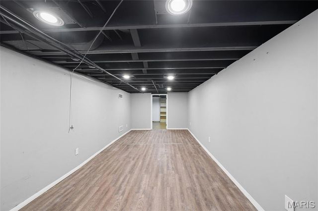 3929 Burgen Avenue, St Louis, MO 63116