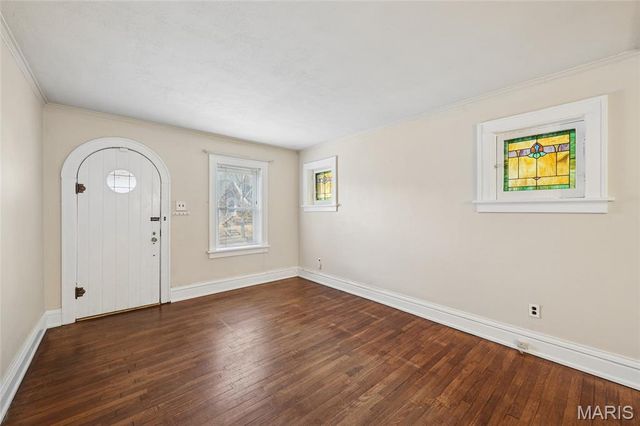 3929 Burgen Avenue, St Louis, MO 63116