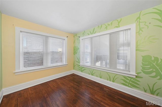 3929 Burgen Avenue, St Louis, MO 63116