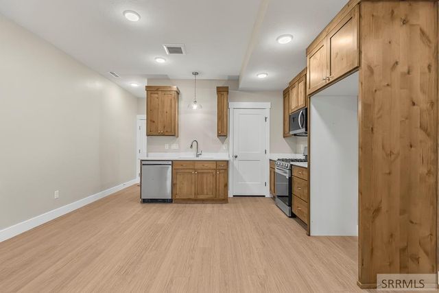 2416 Virlow, Idaho Falls, ID 83401