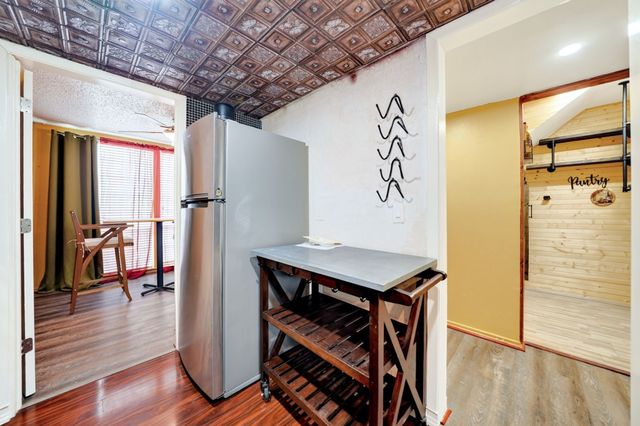 7145 Fair Oaks Avenue 37, Dallas, TX 75231