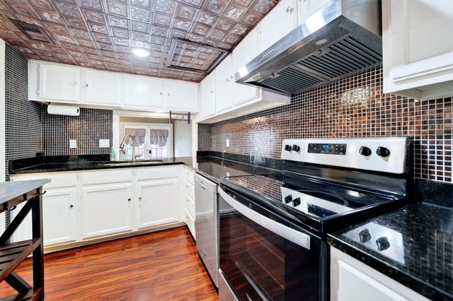 7145 Fair Oaks Avenue 37, Dallas, TX 75231