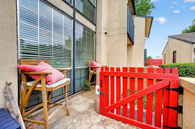 7145 Fair Oaks Avenue 37, Dallas, TX 75231