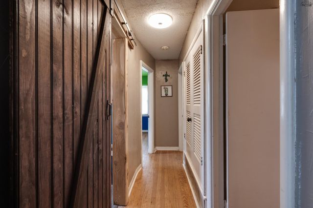 712 W ALAMEDA STREET, Iowa Park, TX 76367