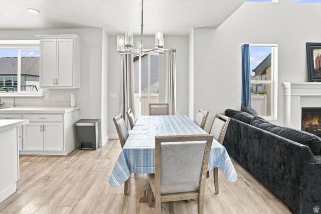 558 N HAMPTON LN, Lindon, UT 84042