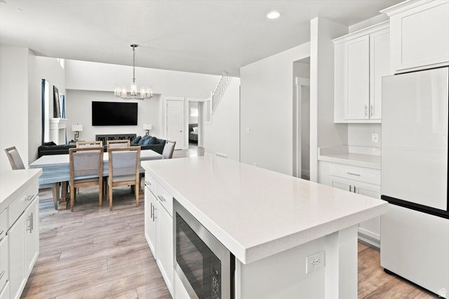558 N HAMPTON LN, Lindon, UT 84042