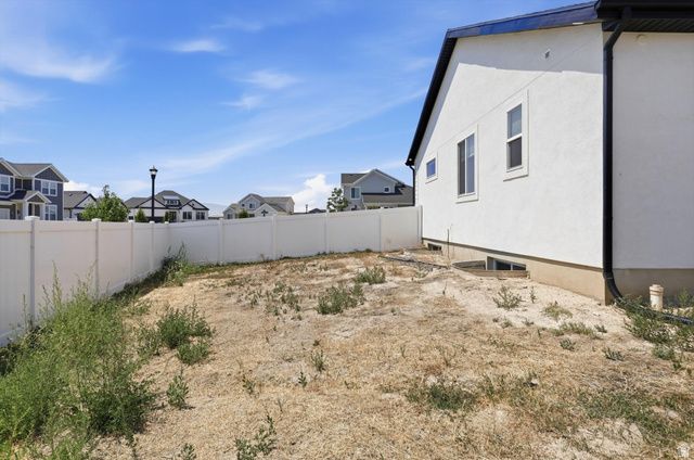 558 N HAMPTON LN, Lindon, UT 84042