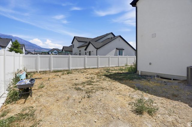558 N HAMPTON LN, Lindon, UT 84042