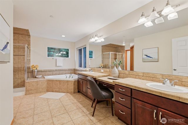 4707 NE 7th Place, Renton, WA 98059