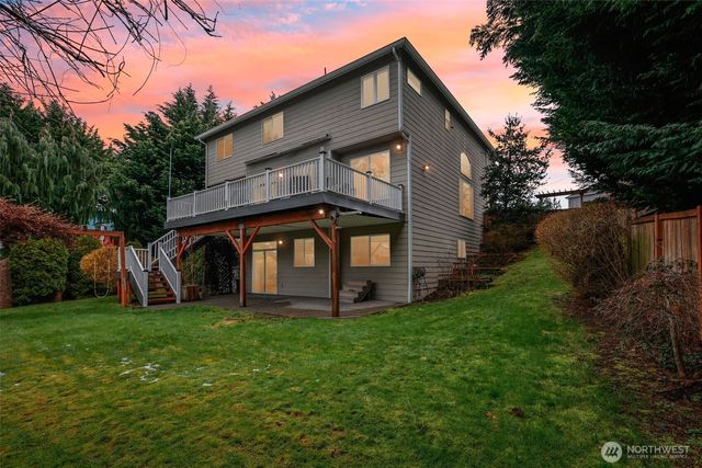 4707 NE 7th Place, Renton, WA 98059