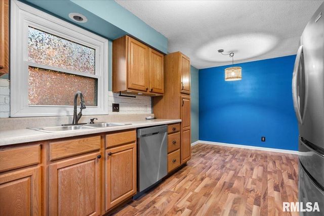 259 N COLUMBIA Avenue, Springfield, IL 62702