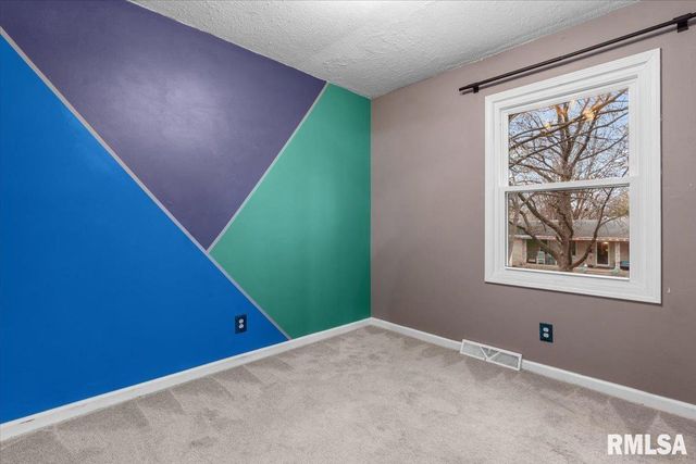 259 N COLUMBIA Avenue, Springfield, IL 62702