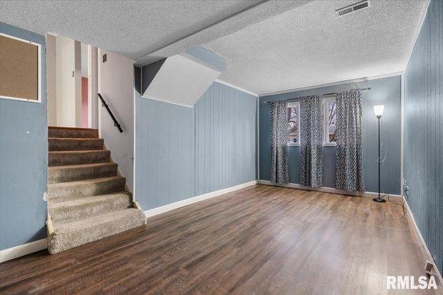 259 N COLUMBIA Avenue, Springfield, IL 62702