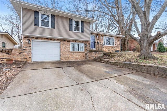 259 N COLUMBIA Avenue, Springfield, IL 62702