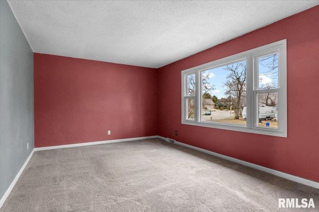 259 N COLUMBIA Avenue, Springfield, IL 62702