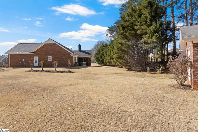 625 Ashley Commons Court, Greer, SC 29651