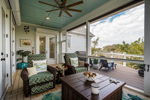 1537 Menhaden Lane, Mount Pleasant, SC 29466