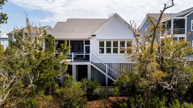 1537 Menhaden Lane, Mount Pleasant, SC 29466