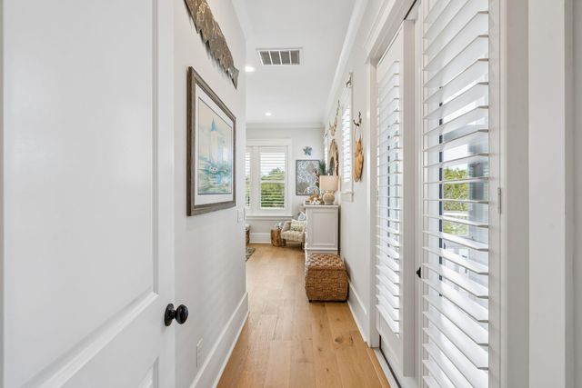 1537 Menhaden Lane, Mount Pleasant, SC 29466