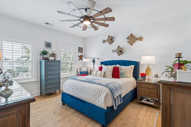 1537 Menhaden Lane, Mount Pleasant, SC 29466