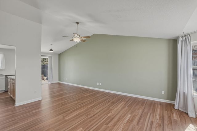 2004 SW 29th Street, Redmond, OR 97756