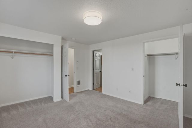 2004 SW 29th Street, Redmond, OR 97756