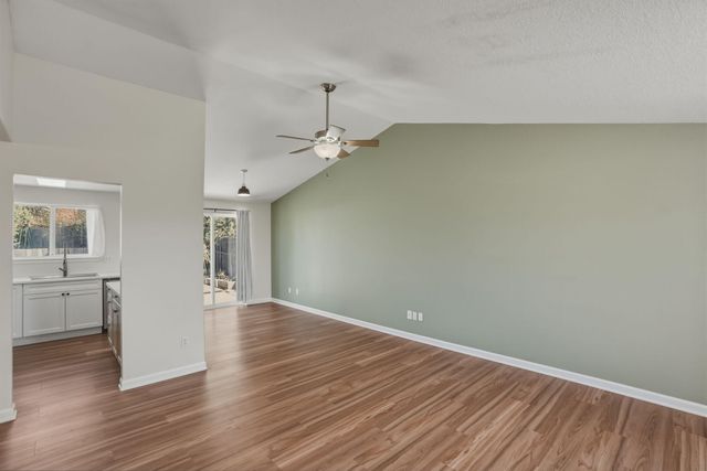 2004 SW 29th Street, Redmond, OR 97756