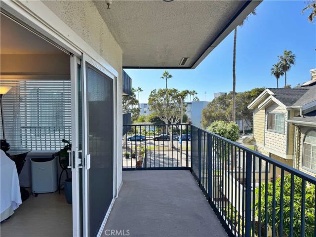 230 S Catalina 203, Redondo Beach, CA 90277