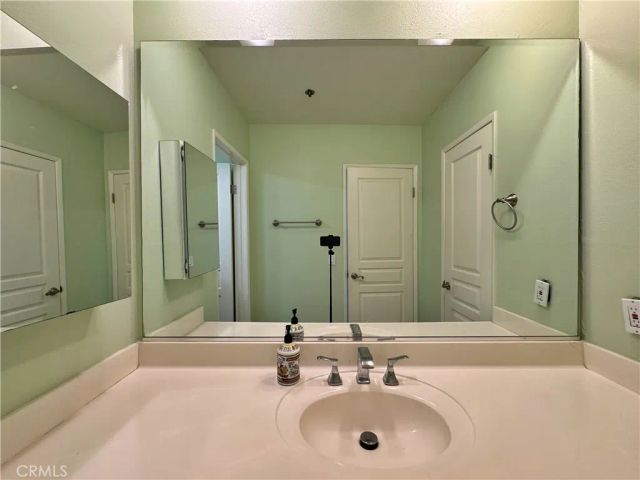 230 S Catalina 203, Redondo Beach, CA 90277