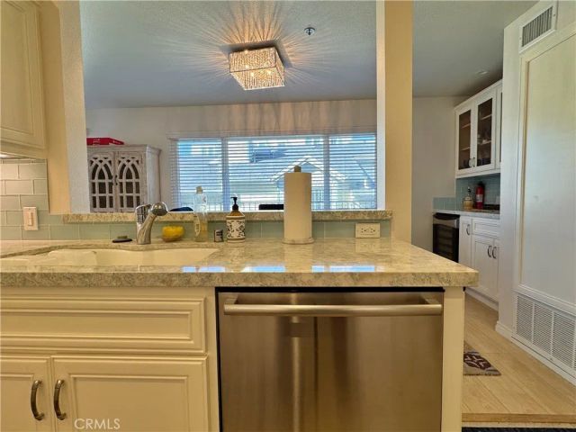 230 S Catalina 203, Redondo Beach, CA 90277
