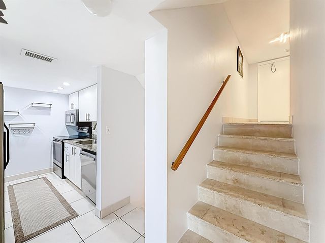 755 Dotterel Road 1411, Delray Beach, FL 33444