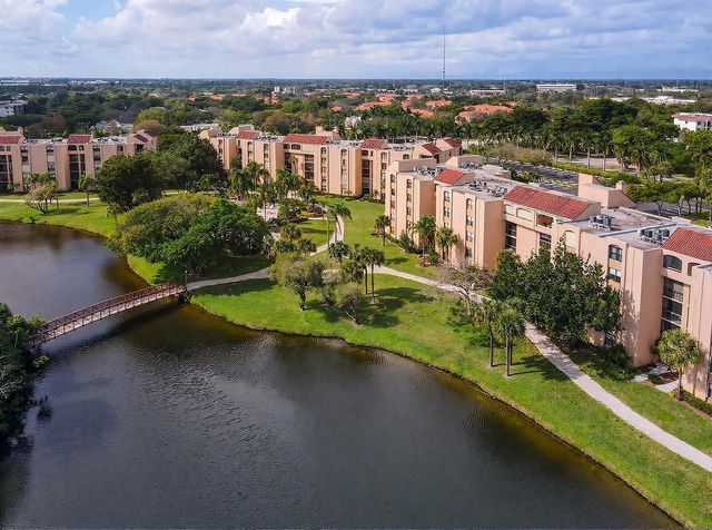 755 Dotterel Road 1411, Delray Beach, FL 33444